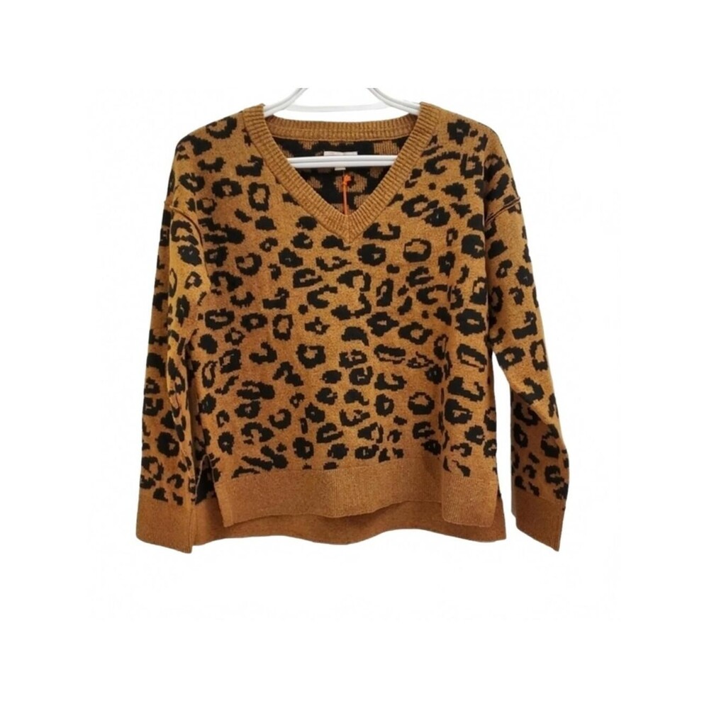 Knox RoseV-Neck Pullover Sweater